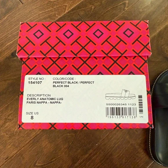 Tory Burch Everly Anatomic Lug slides. Size 8. - Picture 8 of 8